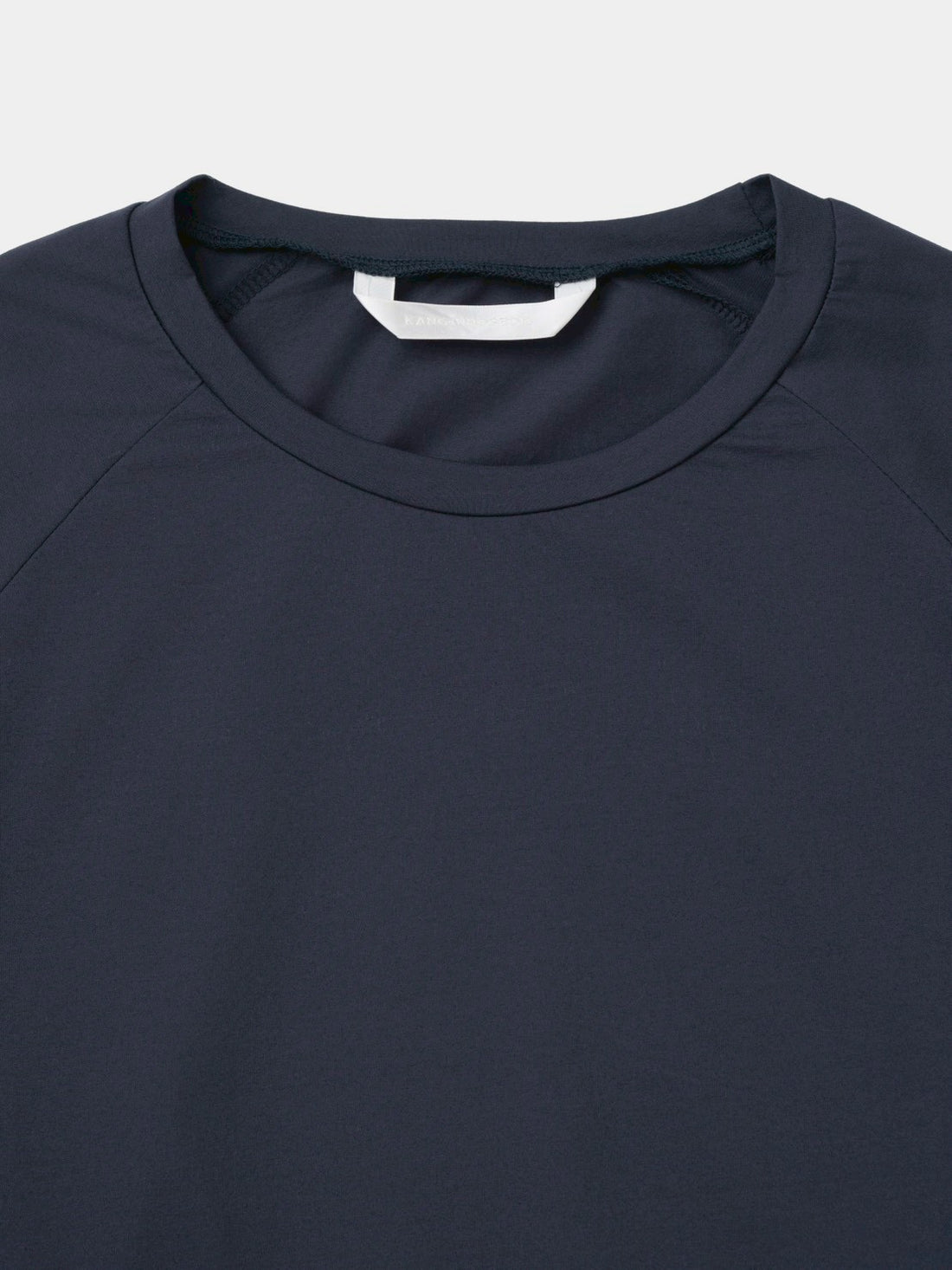 PERMANENT RAGLAN T SHIRT