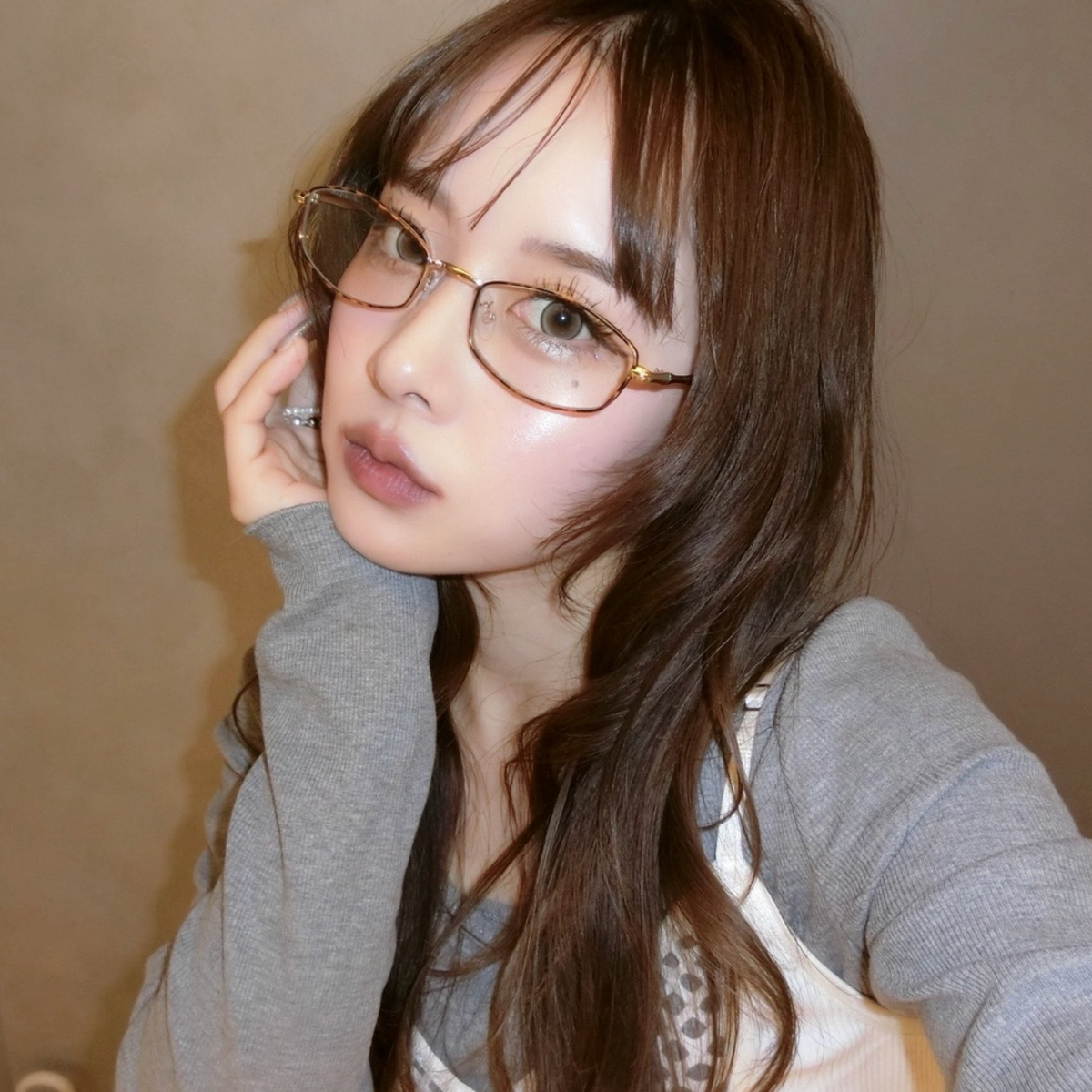 愛奈
