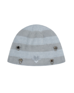 Piercing charm beanie