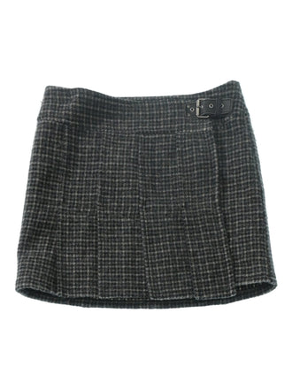 REI