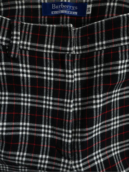 莉々栞