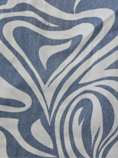 にないないない