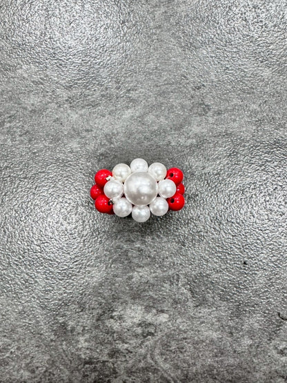 Red White Megaflower Ring