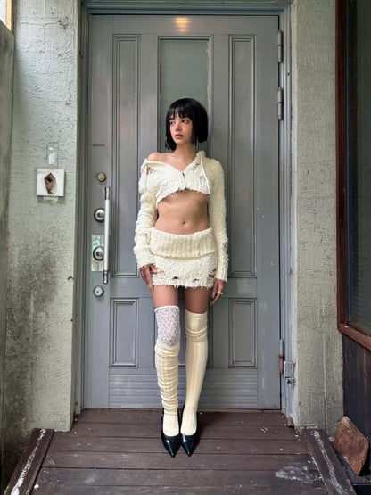 FROM KNEE SOCKS