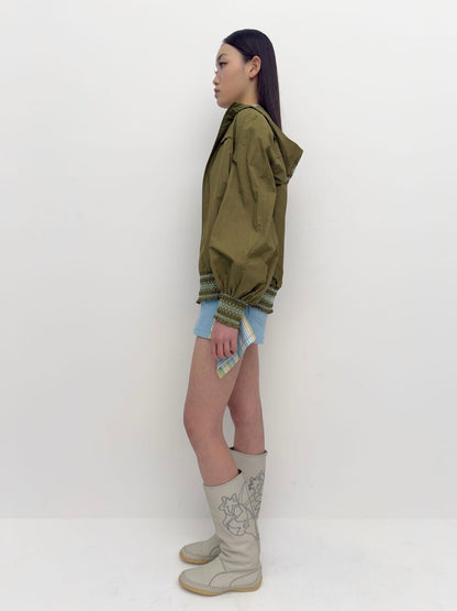 SMOCKING LIGHT WINDBREAKER