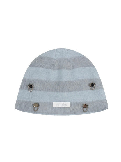 Piercing charm beanie