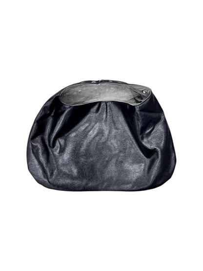 Eyelet leatherbag