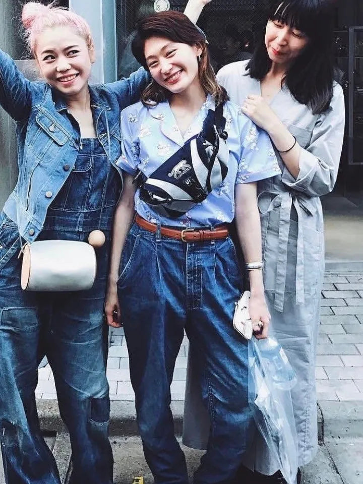 kom_i