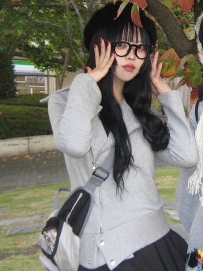 MIKANA